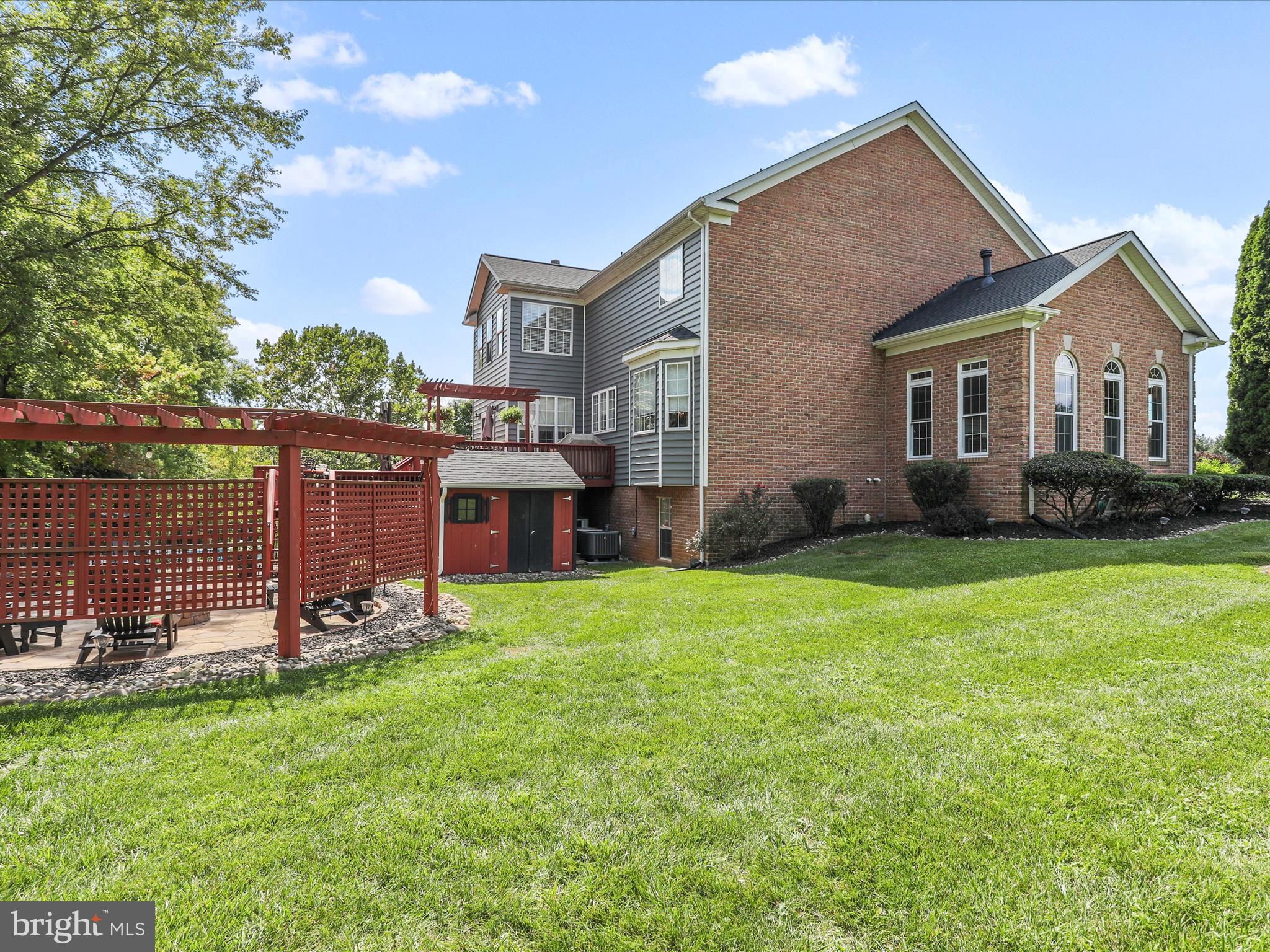 EASTLAND - Residential