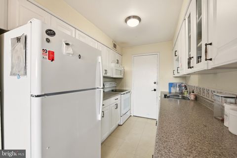 4301 MASSACHUSETTS AVENUE NW 8002 WASHINGTON DC 20016