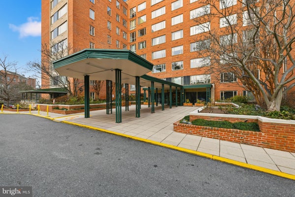4301 MASSACHUSETTS AVE NW APT 8002, WASHINGTON, DC 20016 - Image 1a34686bcea3d1bcc2e374feac8d6ab5/2598951816