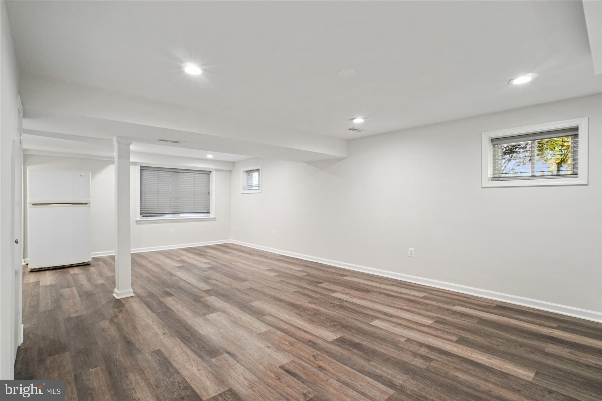 PARKWOOD - Residential Lease