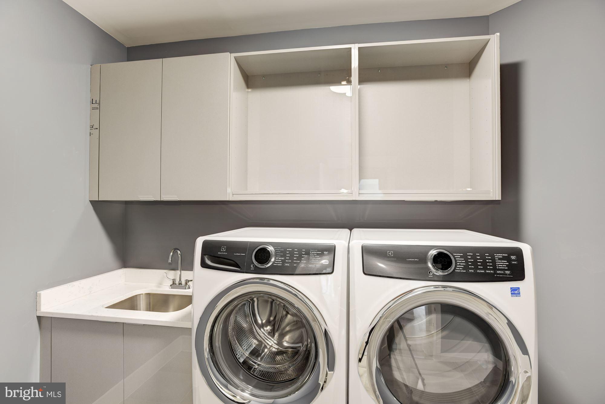 BROOKEVILLE ESTATES - Residential