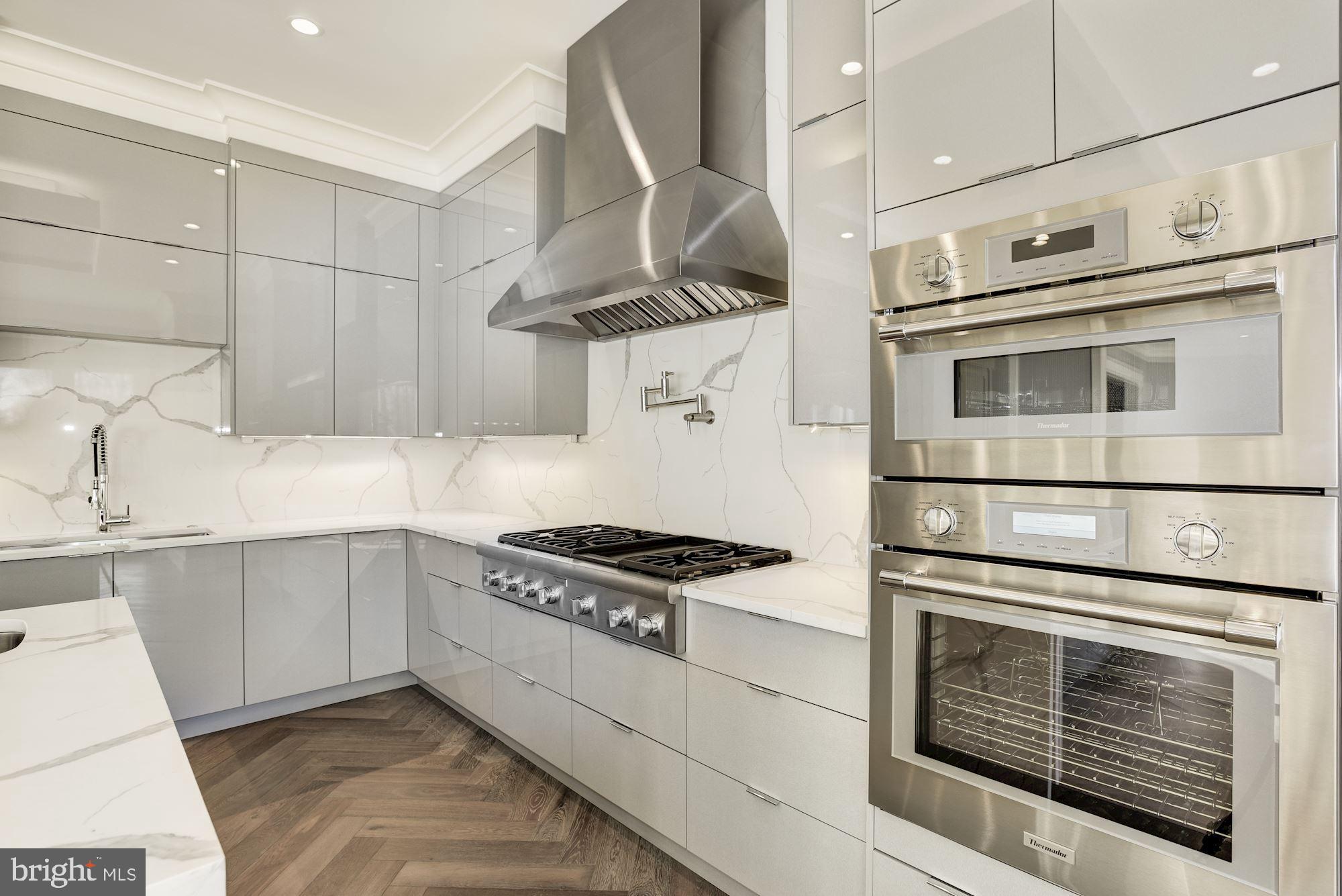 BROOKEVILLE ESTATES - Residential