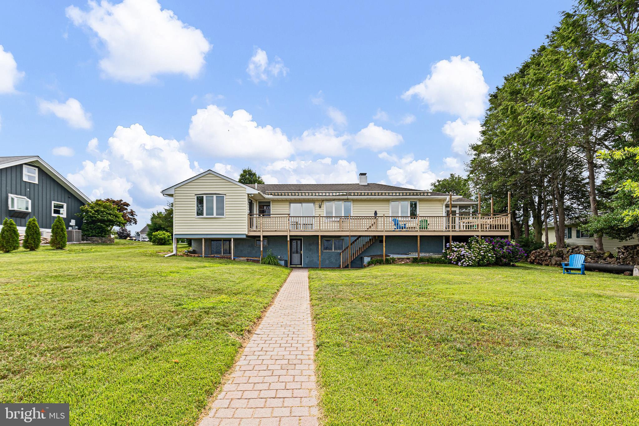 155 EDGEWATER DRIVE