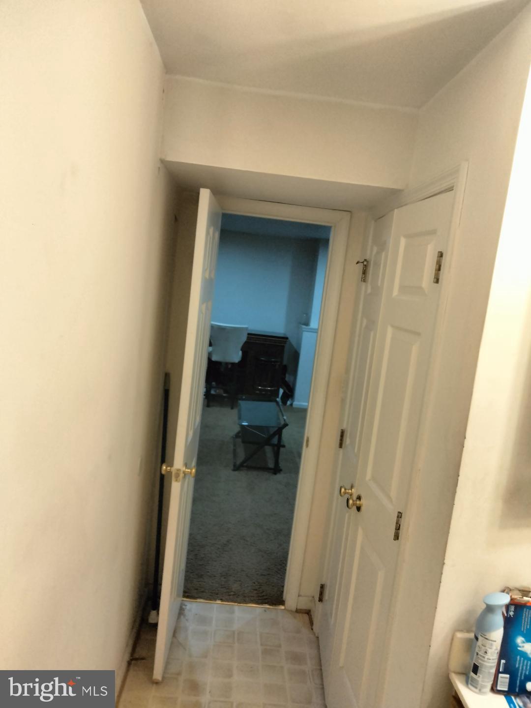 PERRYWOOD - Residential Lease