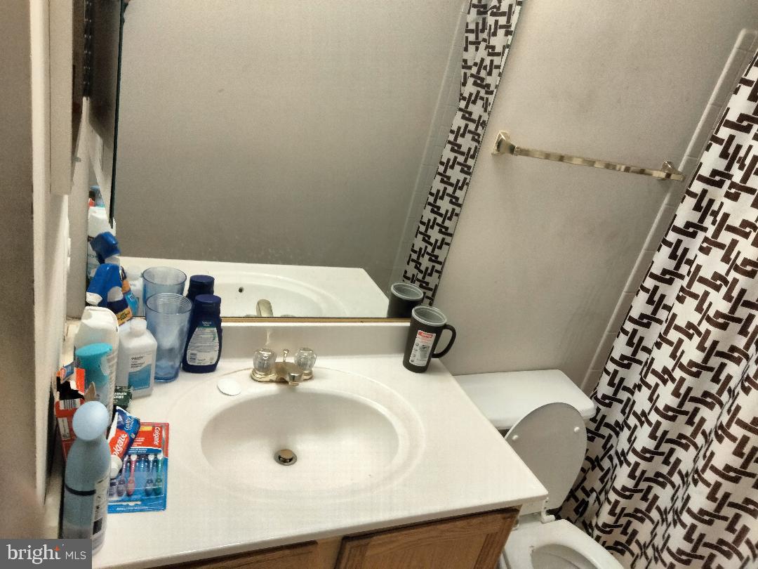 PERRYWOOD - Residential Lease