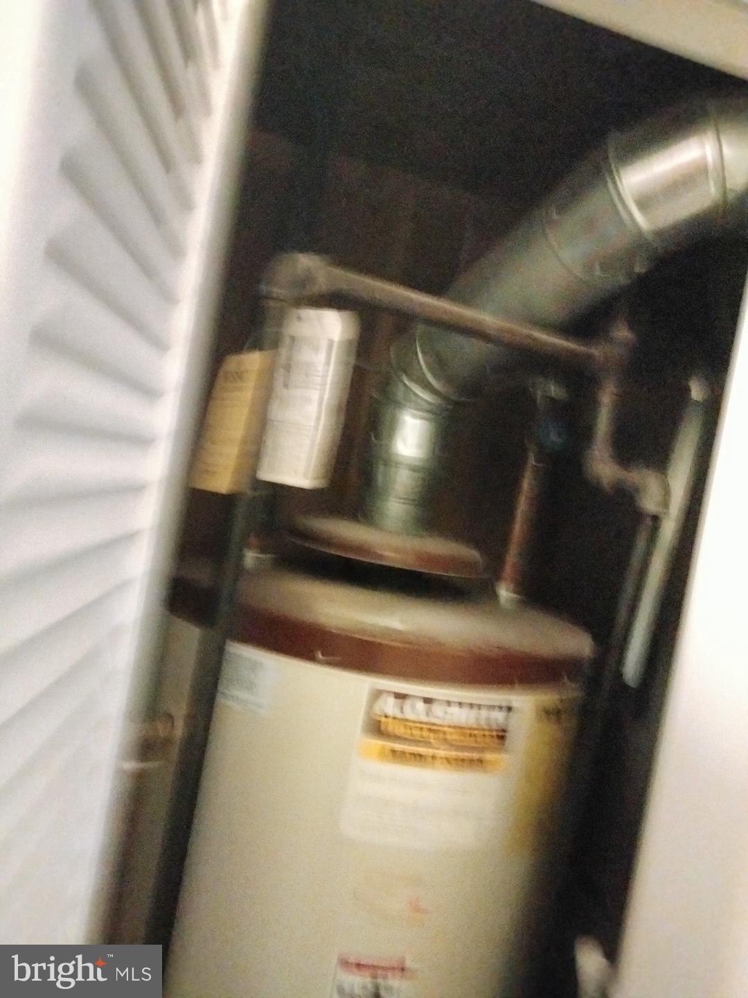 PERRYWOOD - Residential Lease