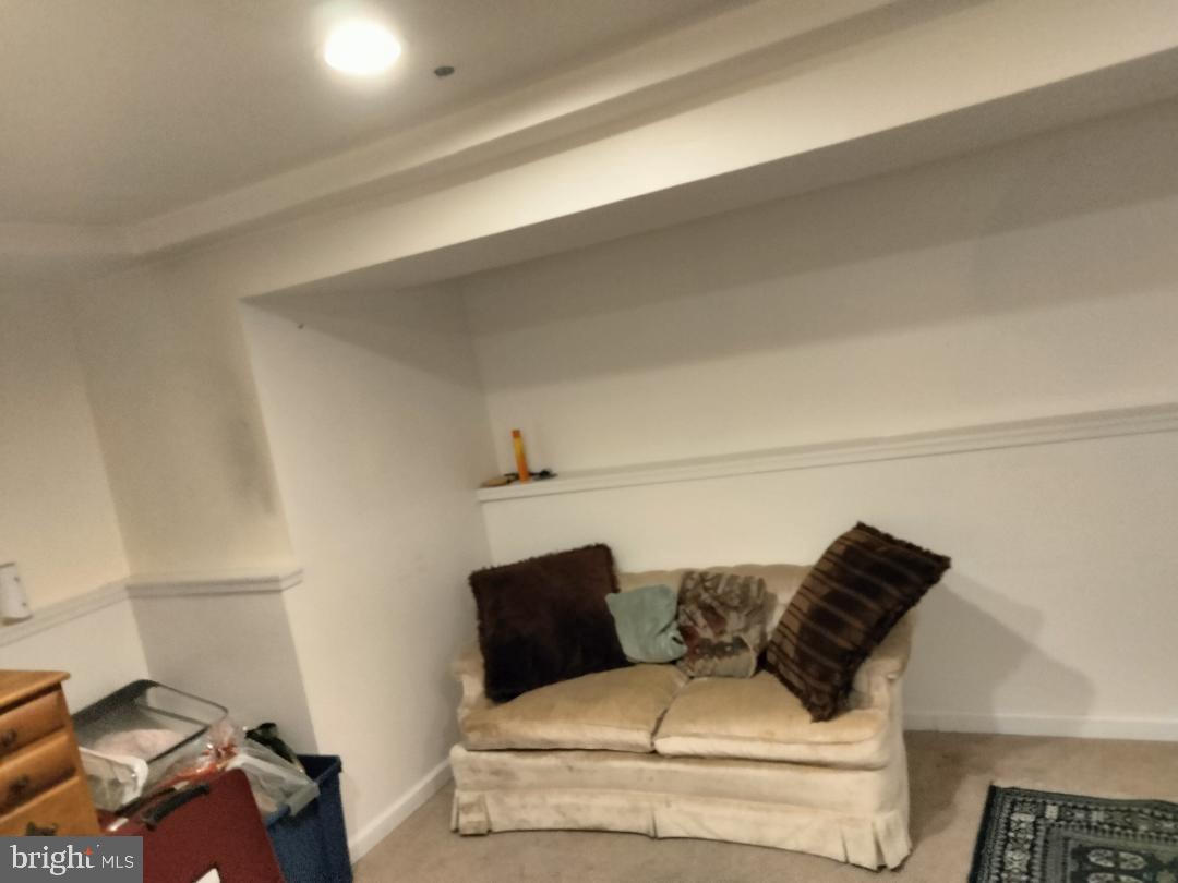 PERRYWOOD - Residential Lease