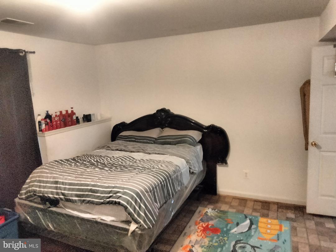 PERRYWOOD - Residential Lease