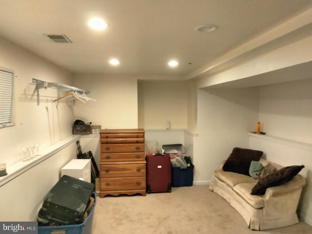 PERRYWOOD - Residential Lease