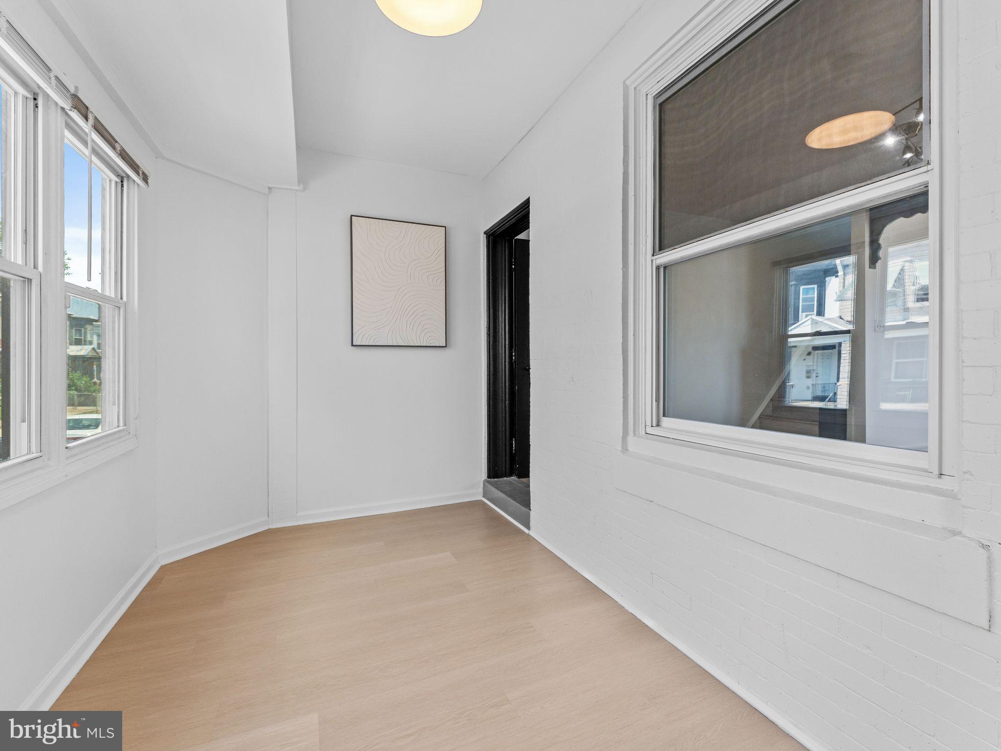 PHILADELPHIA (SOUTHWEST) - Residential