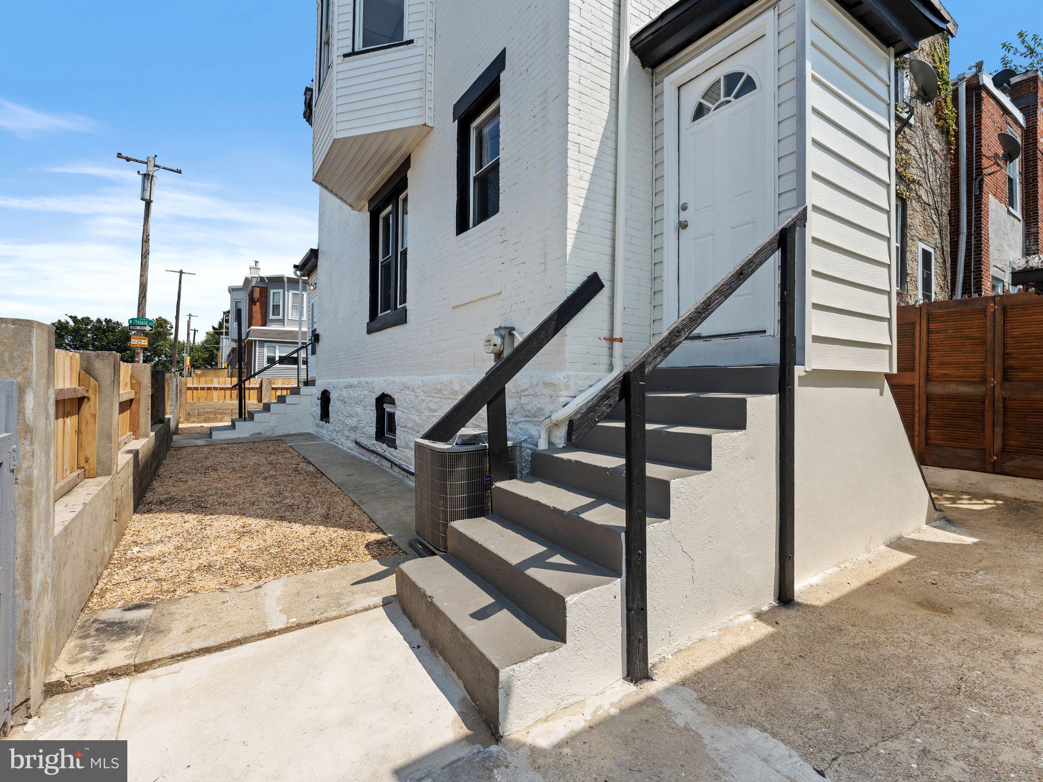 PHILADELPHIA (SOUTHWEST) - Residential