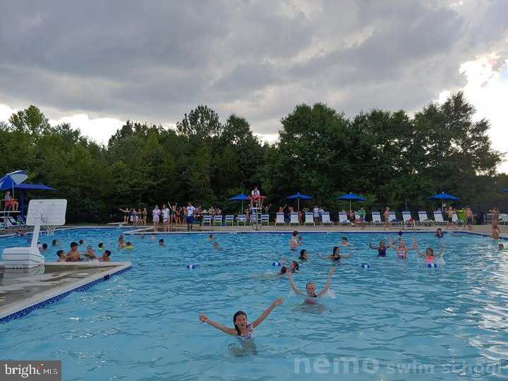 FRANKLIN FARM - Residential