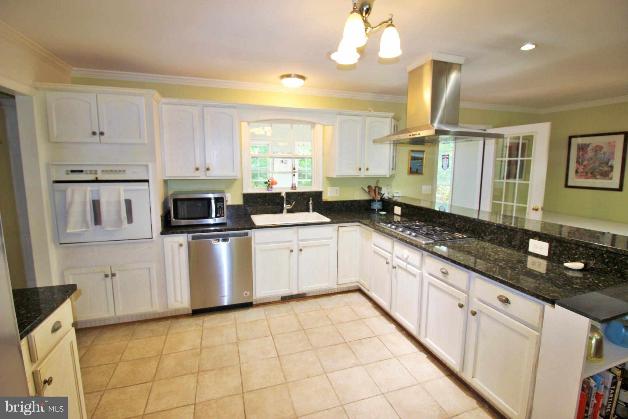 PILGRIM MANOR - Residential