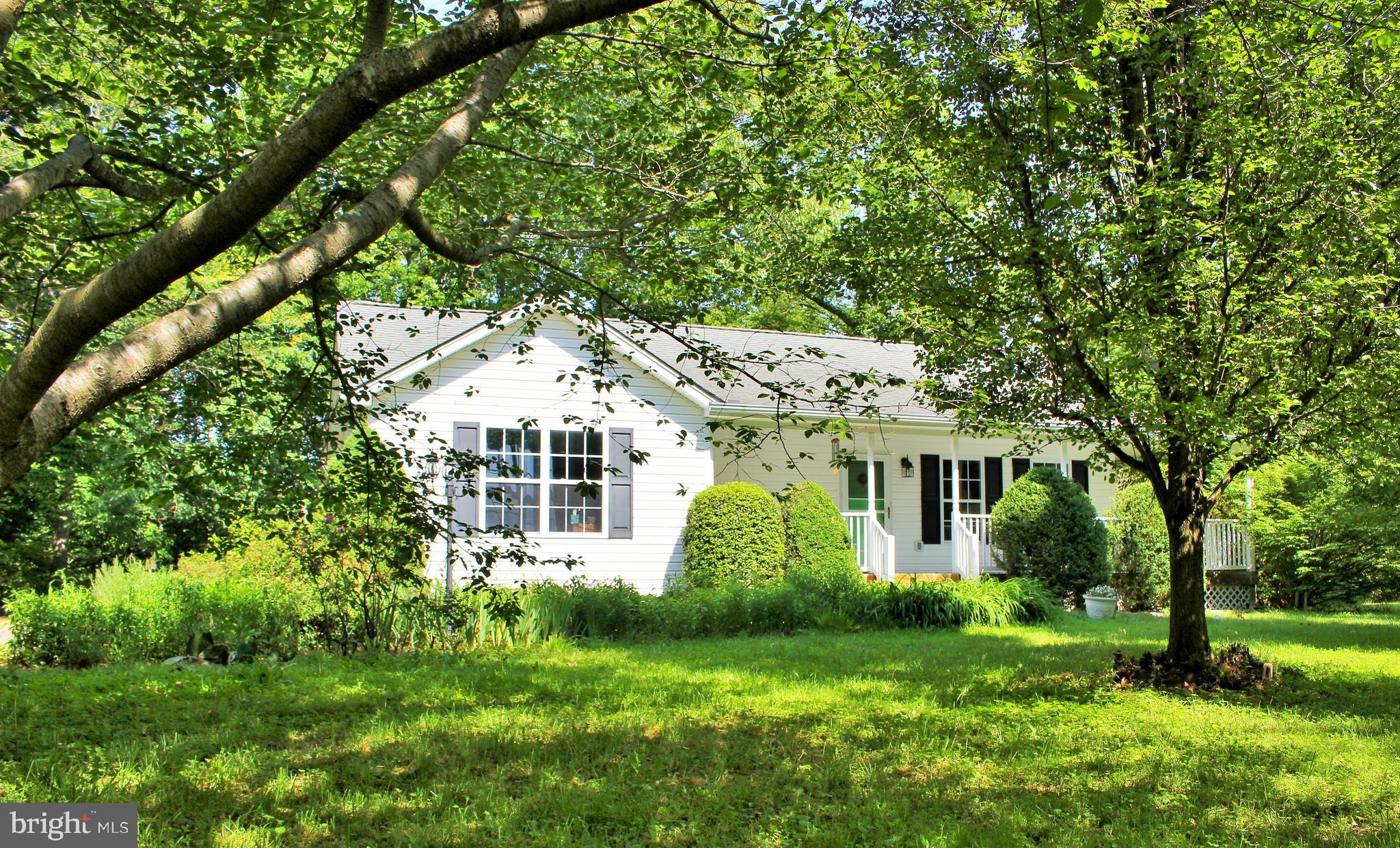 PILGRIM MANOR - Residential