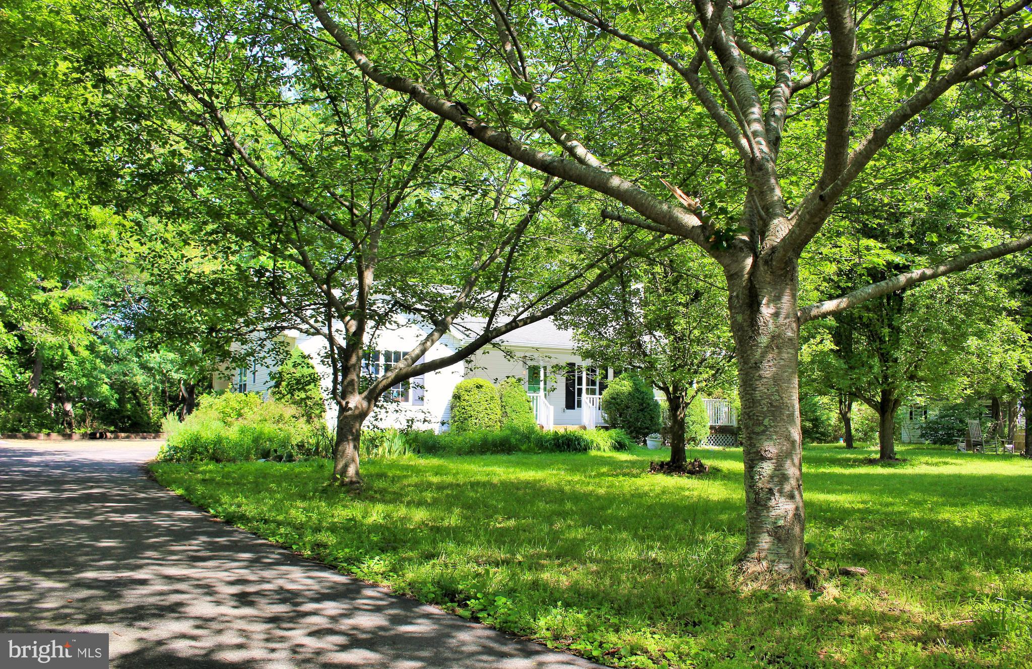 PILGRIM MANOR - Residential