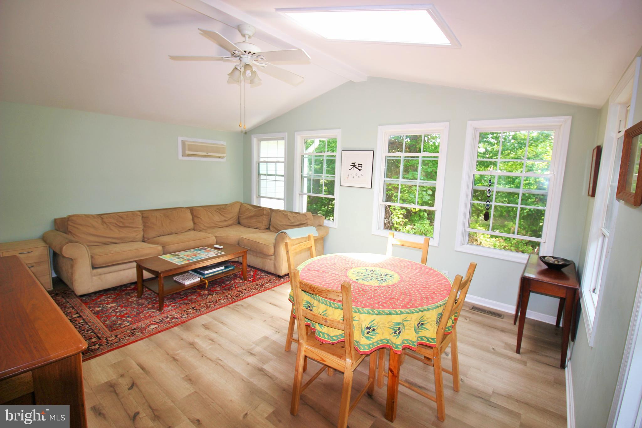 PILGRIM MANOR - Residential