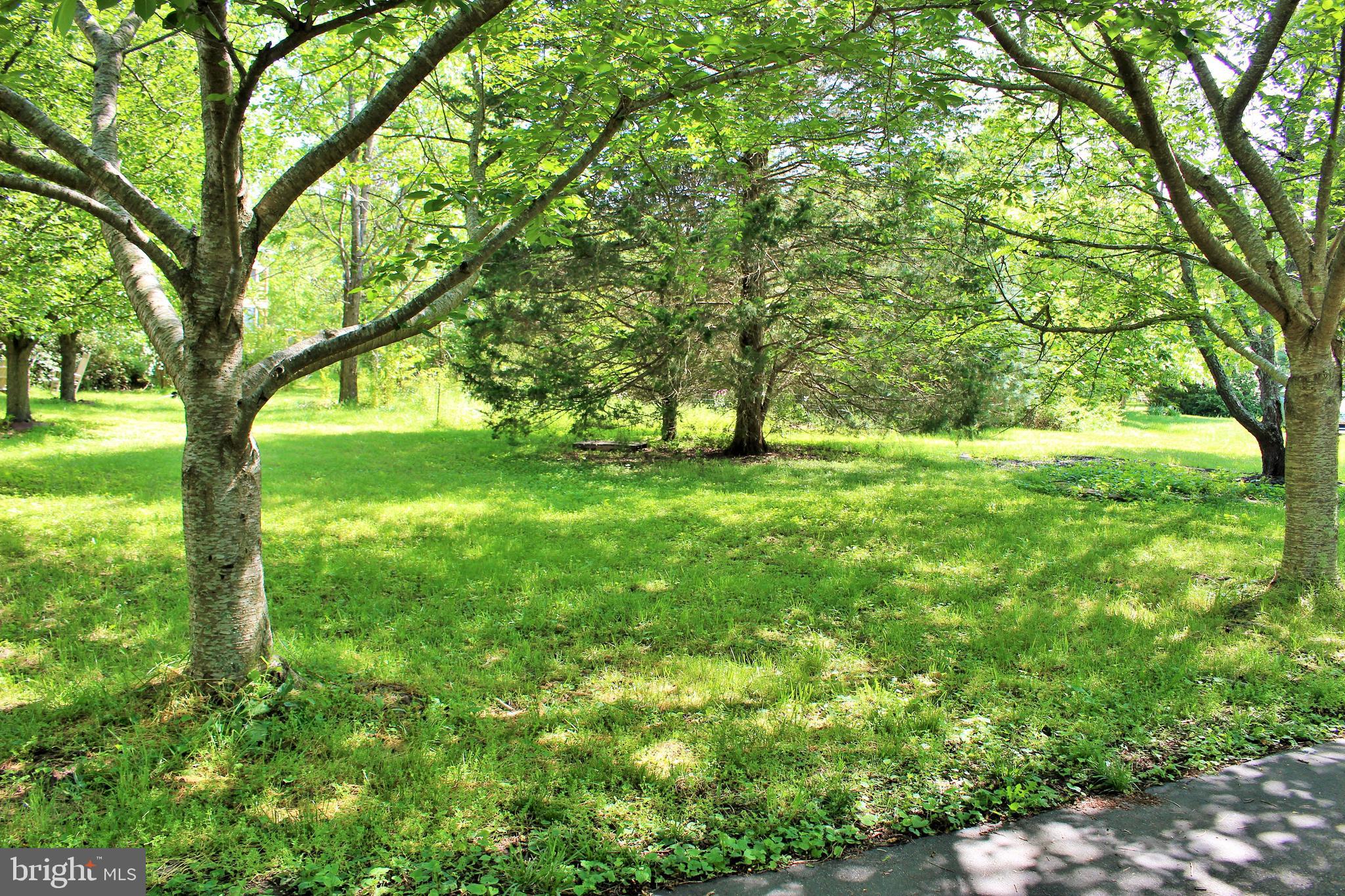 PILGRIM MANOR - Residential