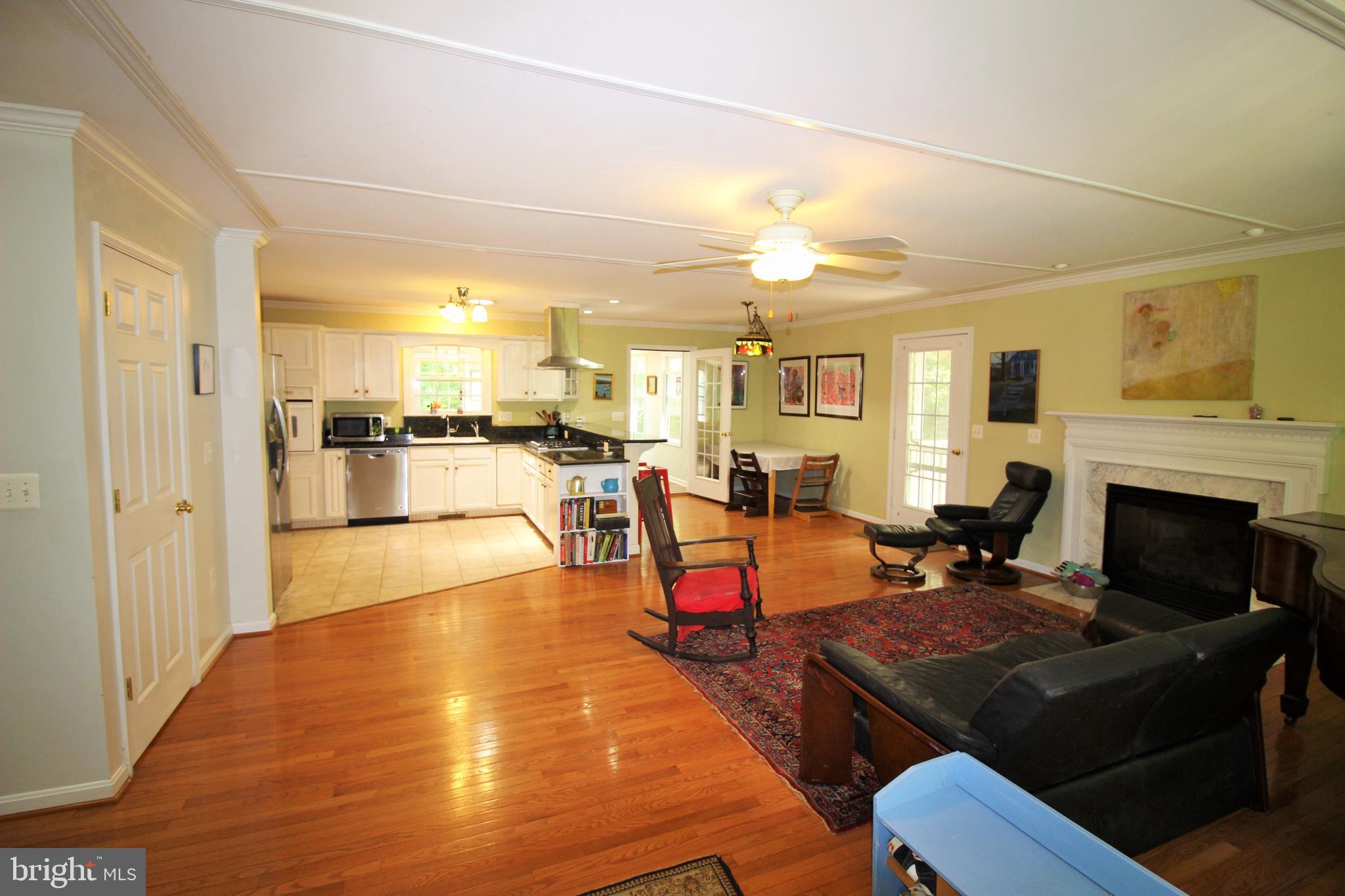 PILGRIM MANOR - Residential