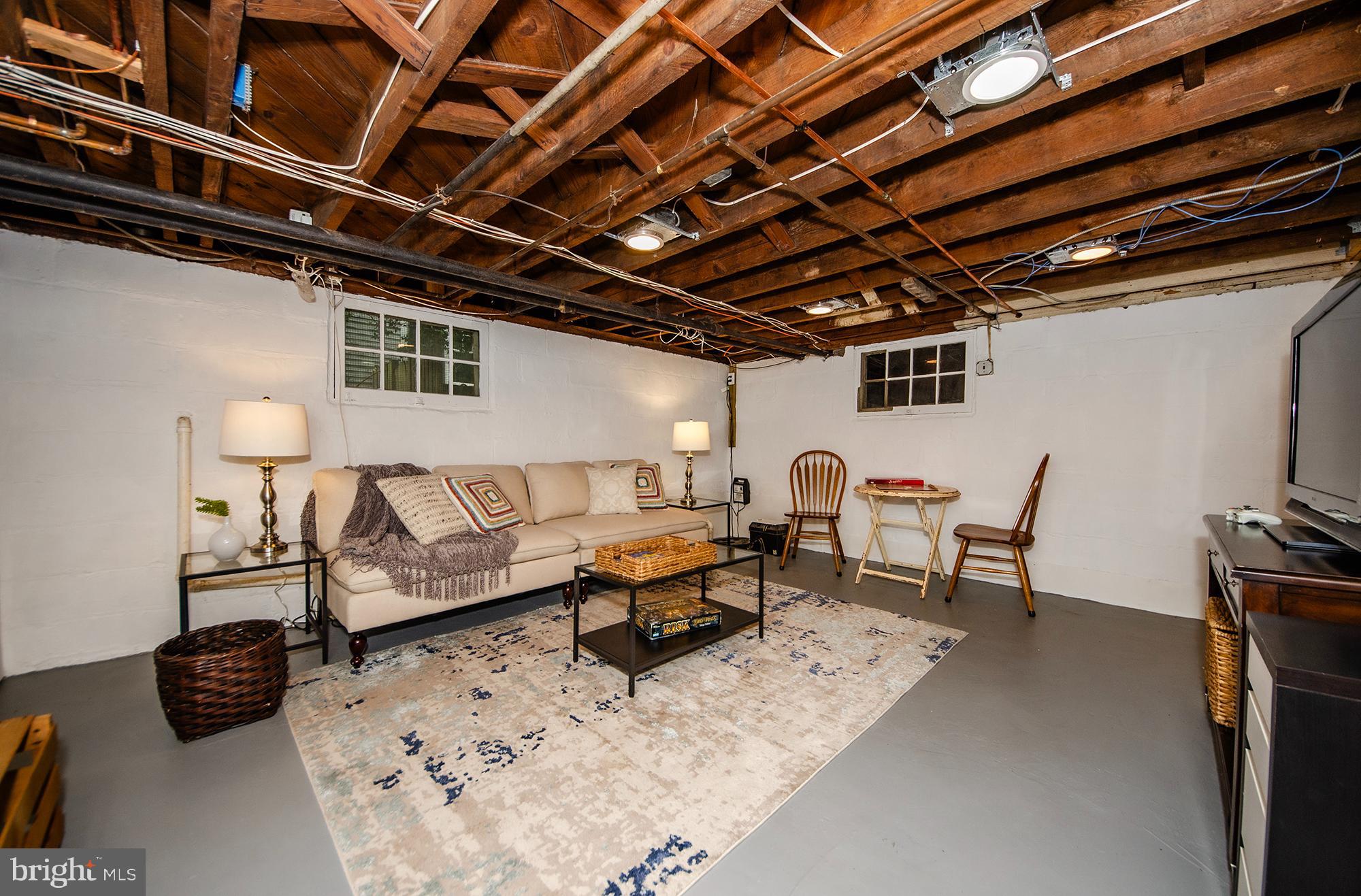 ASHTON HEIGHTS - Residential