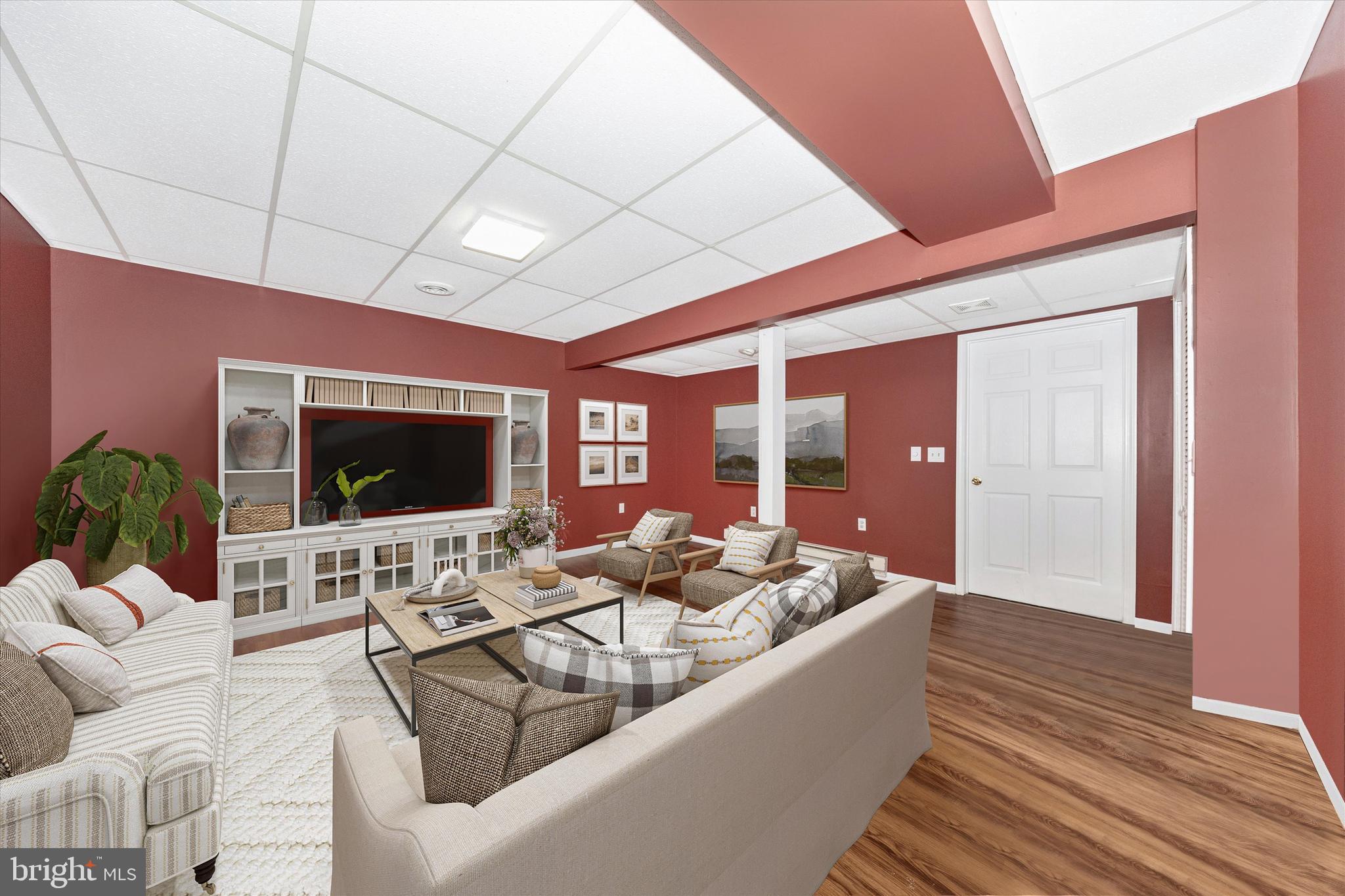 WHITE CHURCH MEADOWS - Residential