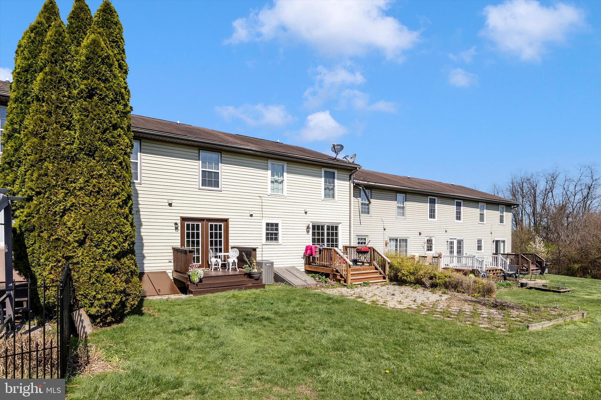 WHITE CHURCH MEADOWS - Residential