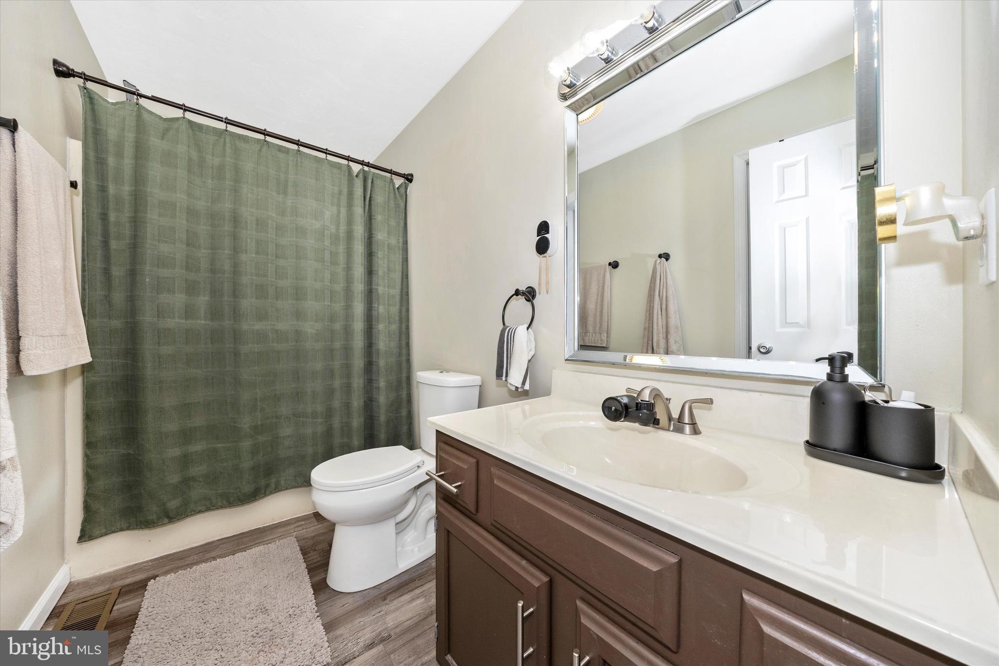 WHITE CHURCH MEADOWS - Residential