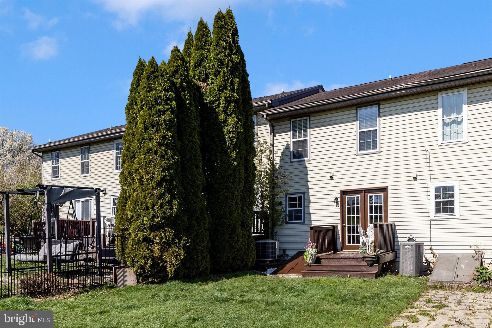 WHITE CHURCH MEADOWS - Residential