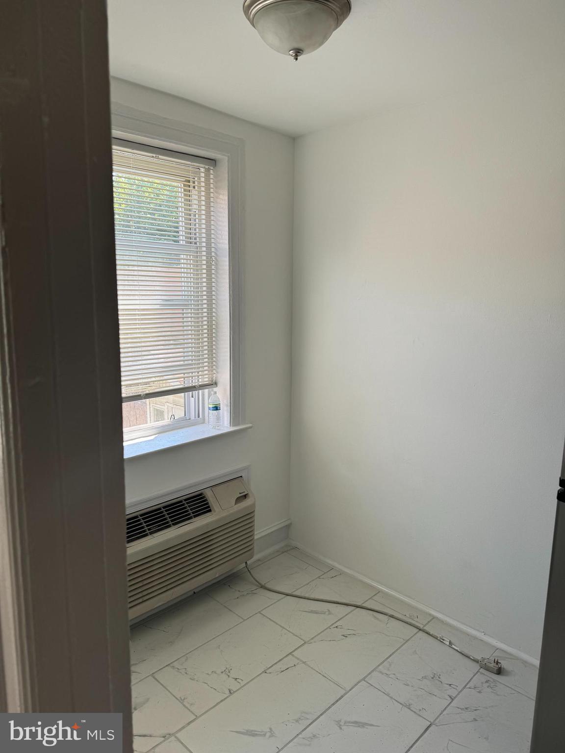 COBBS CREEK - Residential Lease