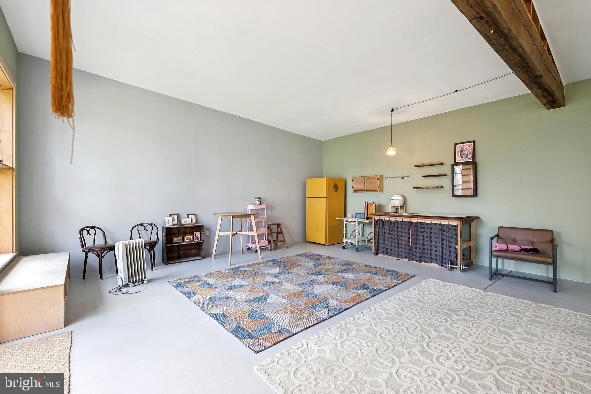 GERMANTOWN (EAST) - Residential