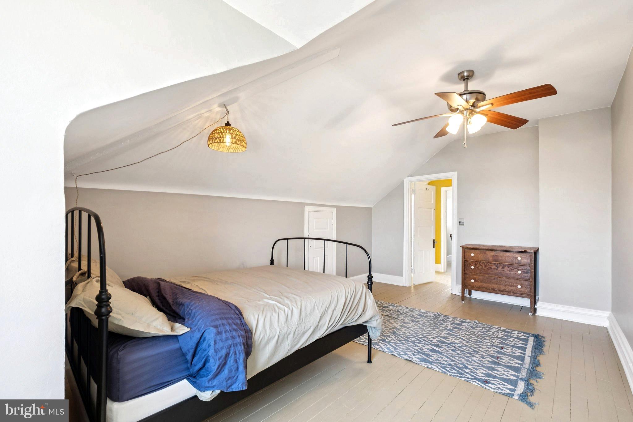 GERMANTOWN (EAST) - Residential