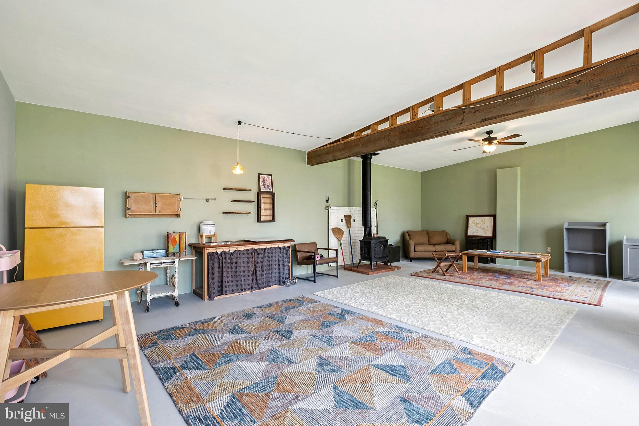 GERMANTOWN (EAST) - Residential