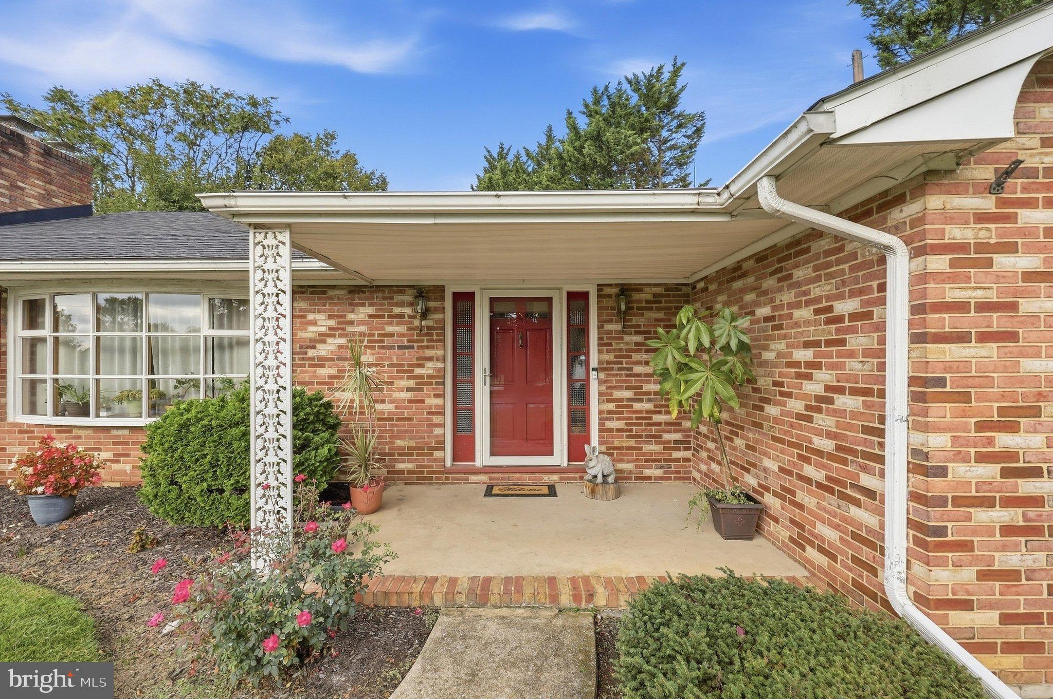 24 SPRINGFIELD LANE