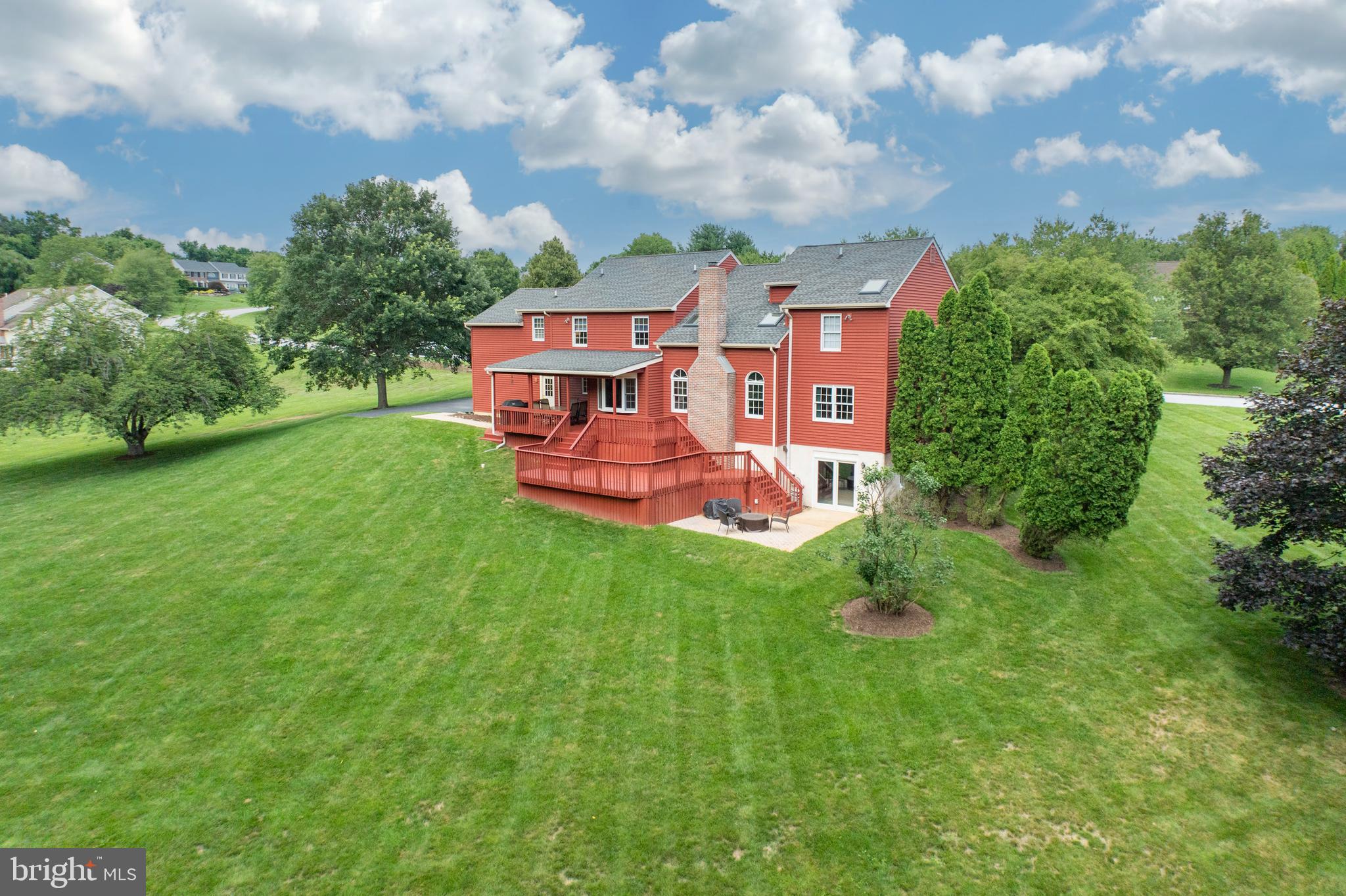 25 TWIN PINES ROAD