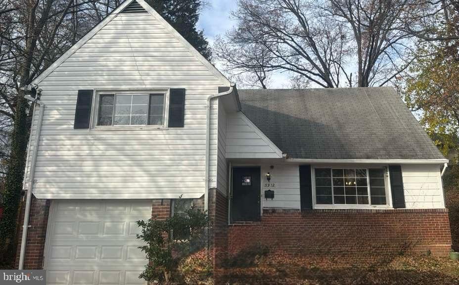 RIVERDALE WOODS - Residential