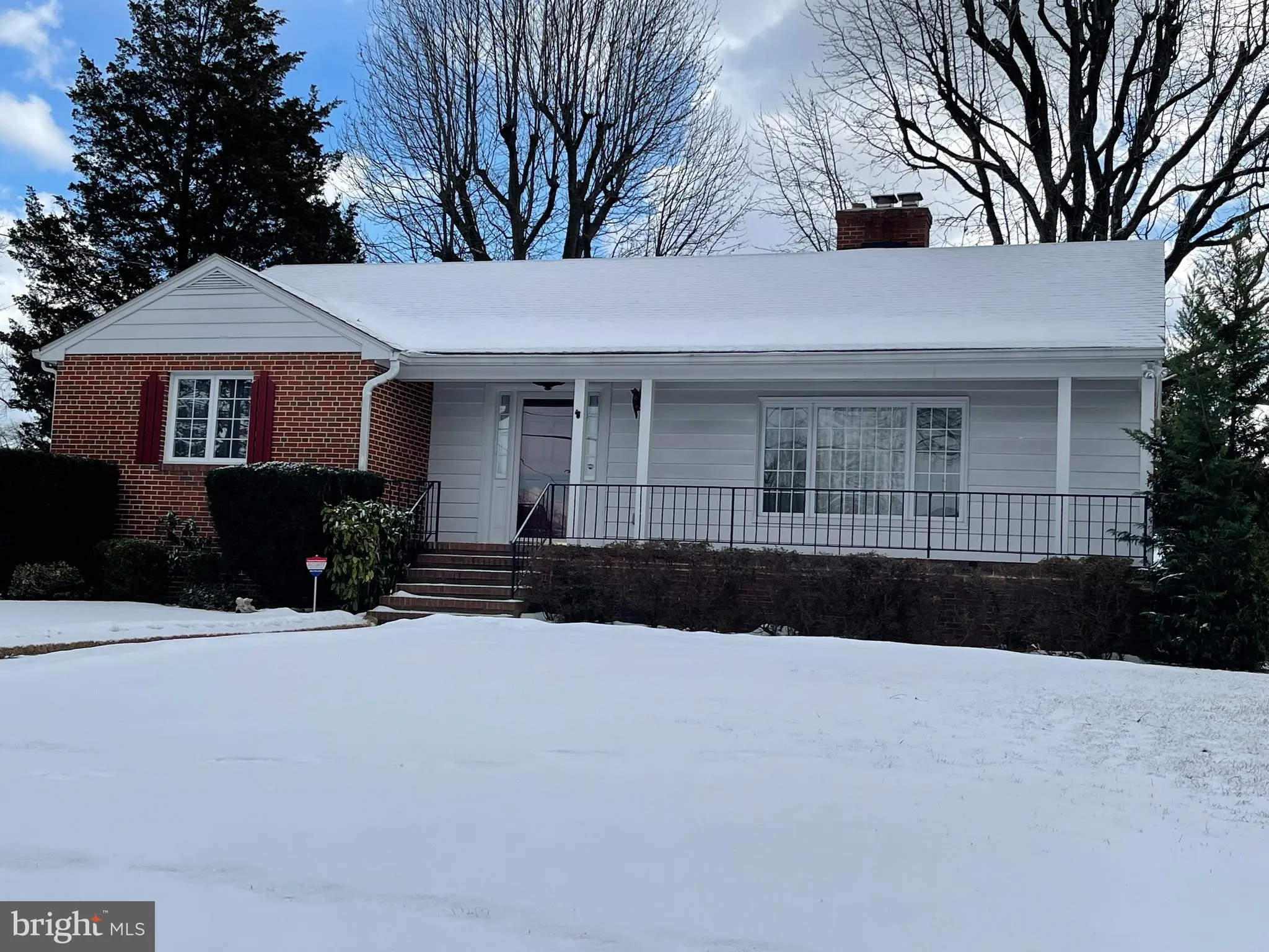 Glen Burnie, Maryland 21060, United States, 4 Bedrooms Bedrooms, ,2 BathroomsBathrooms,Residential,Contingent,8880