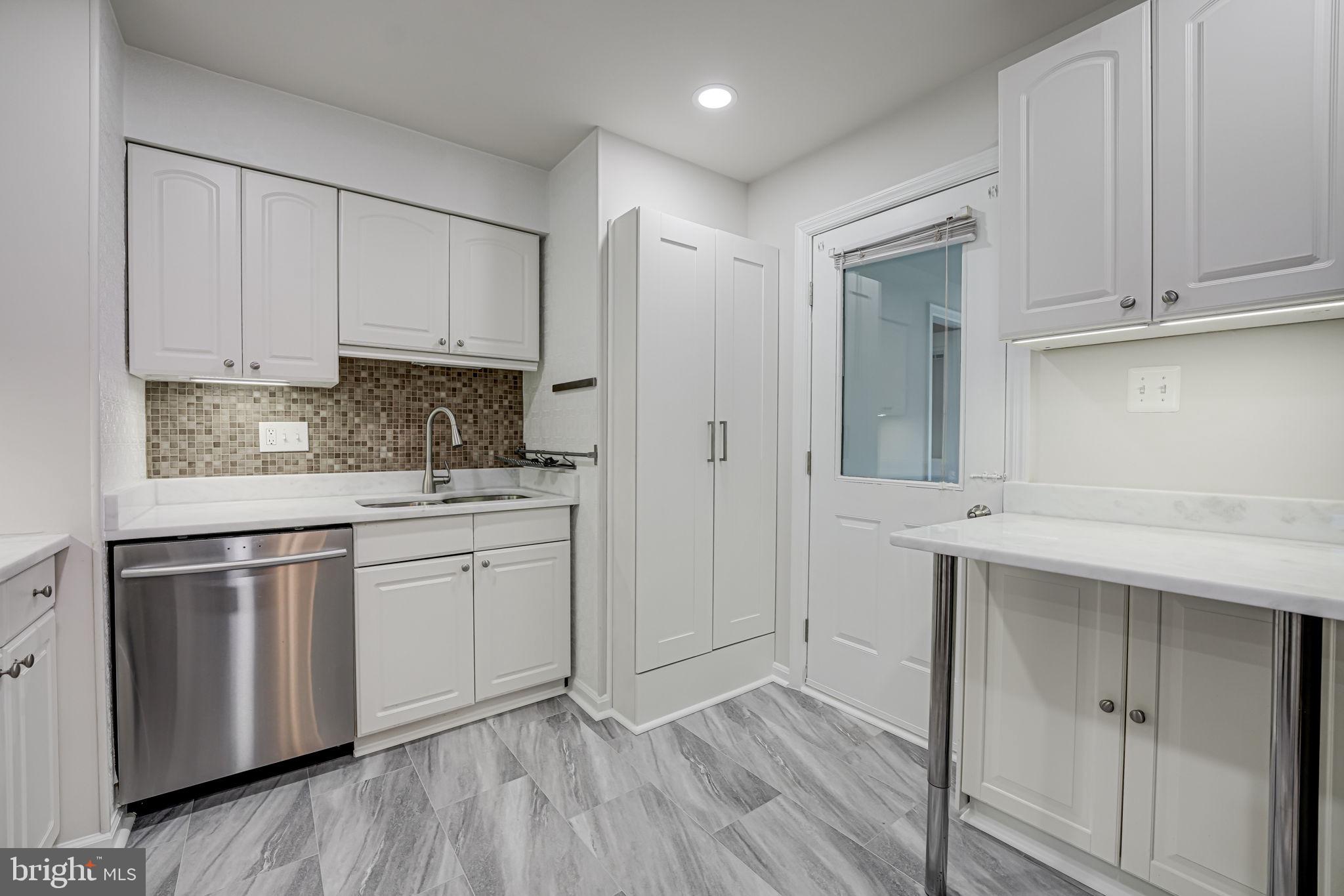 STERLING  PARK - Residential