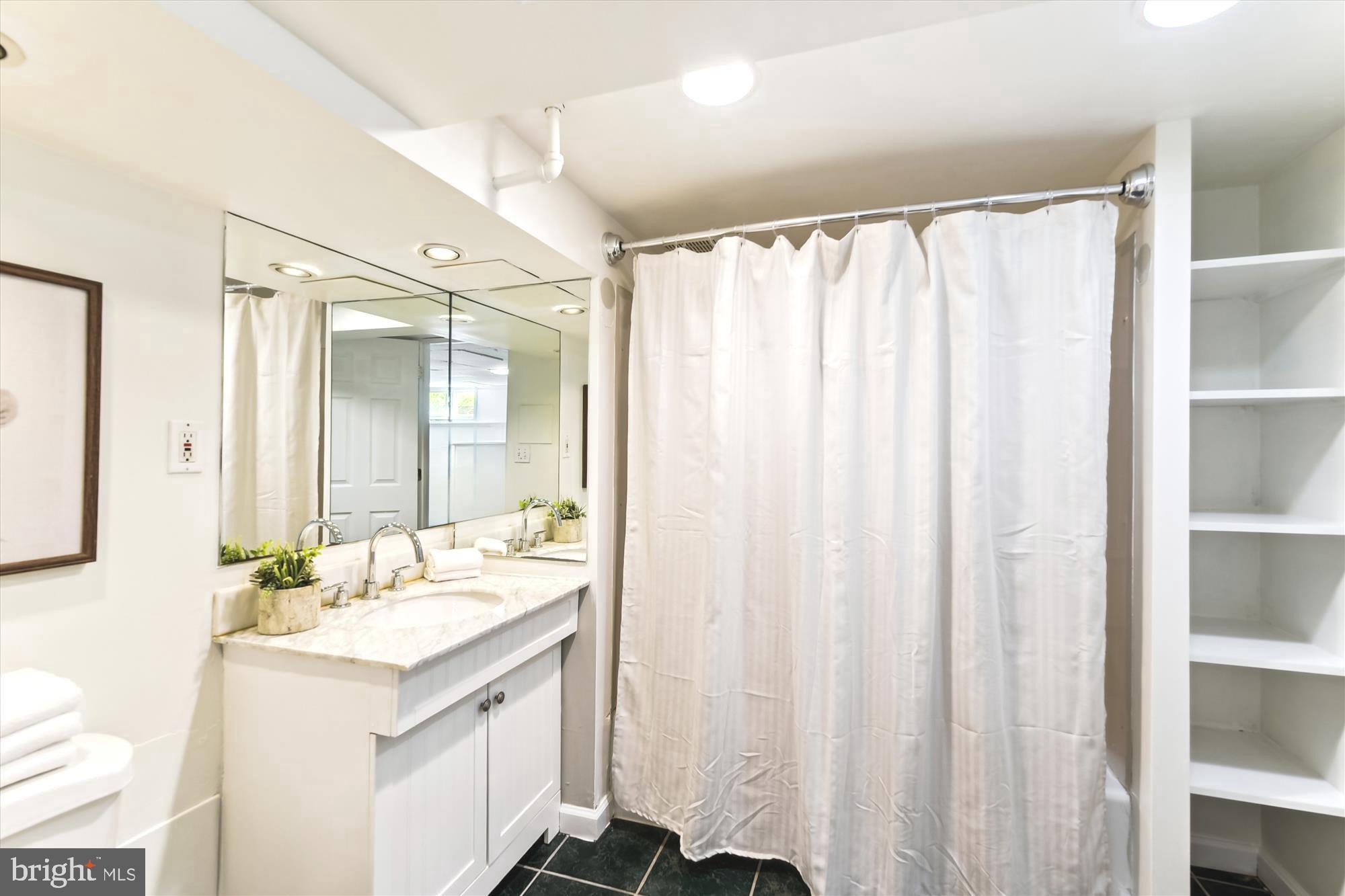 ANNESLIE - Residential