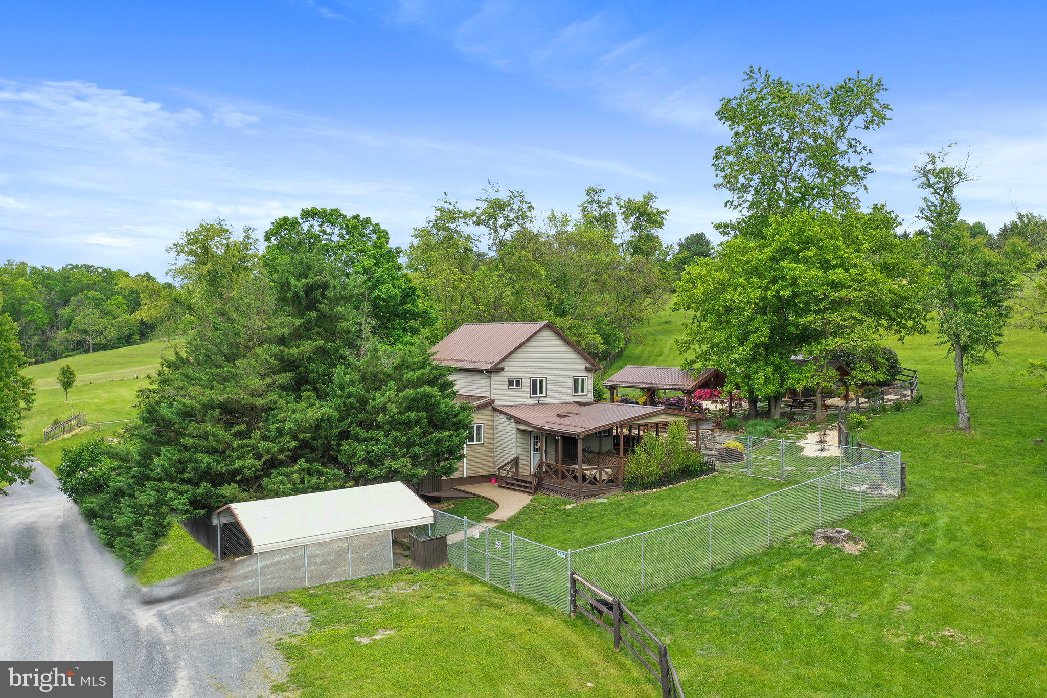 SLEEPY CREEK ORCHARD - Residential