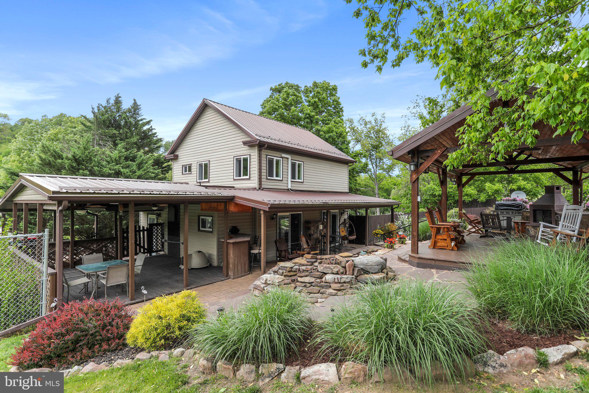 SLEEPY CREEK ORCHARD - Residential