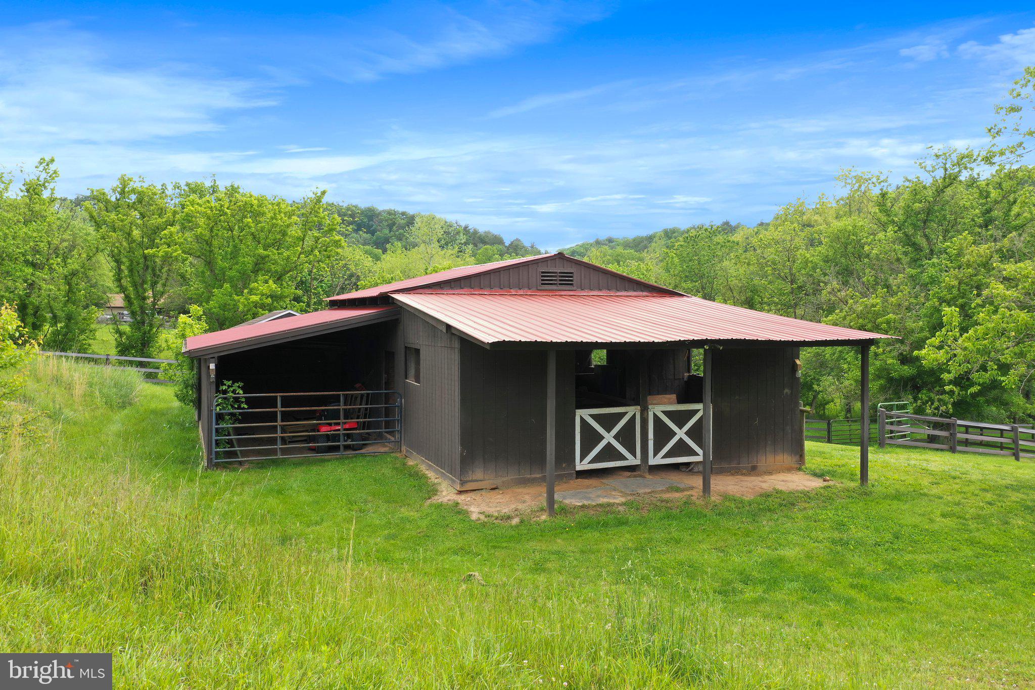 SLEEPY CREEK ORCHARD - Residential