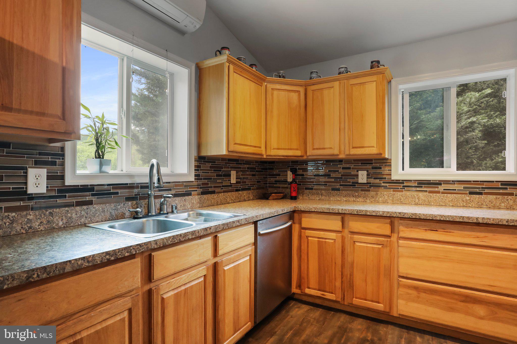 SLEEPY CREEK ORCHARD - Residential