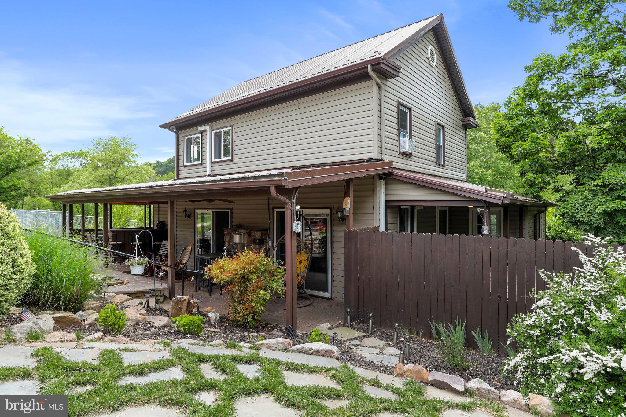 SLEEPY CREEK ORCHARD - Residential