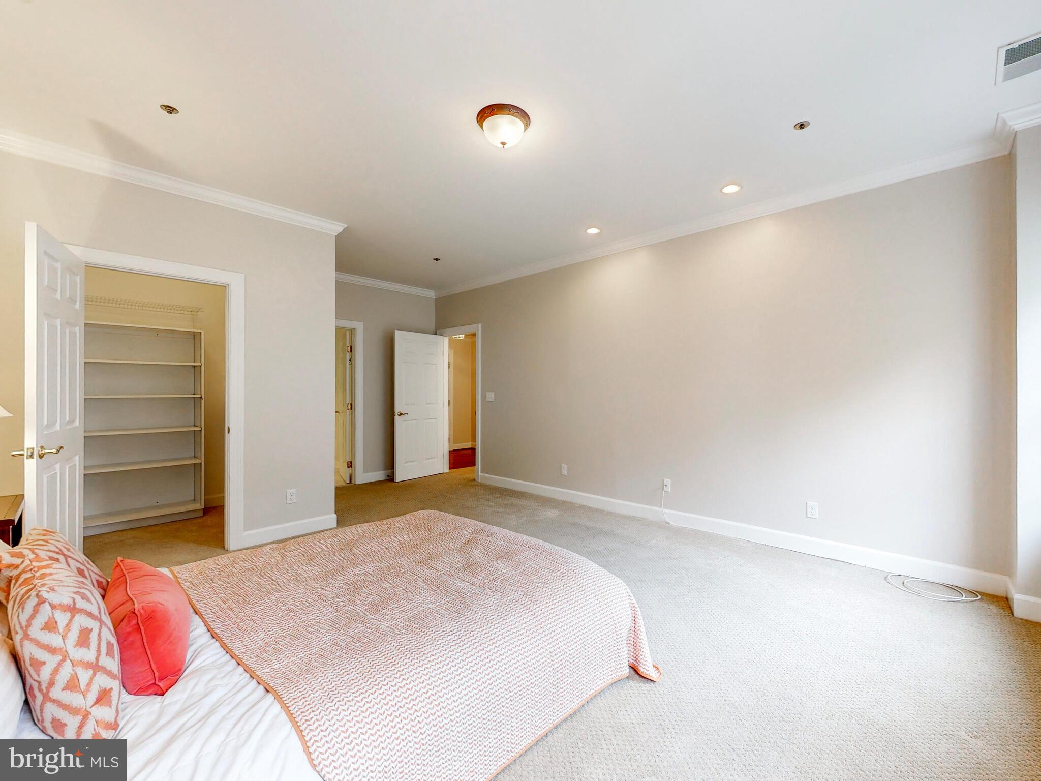 BRIGHTWOOD - Residential