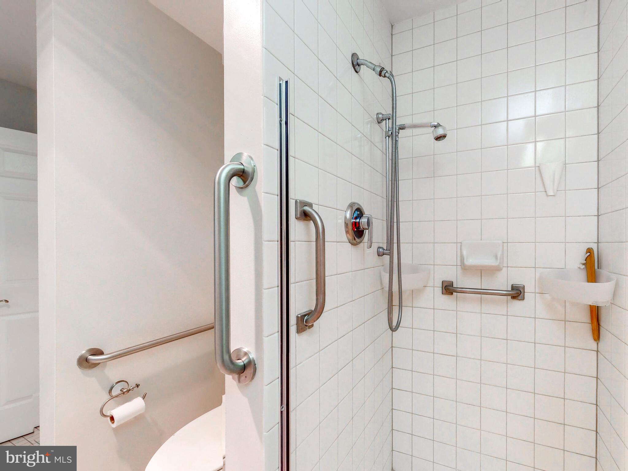 BRIGHTWOOD - Residential