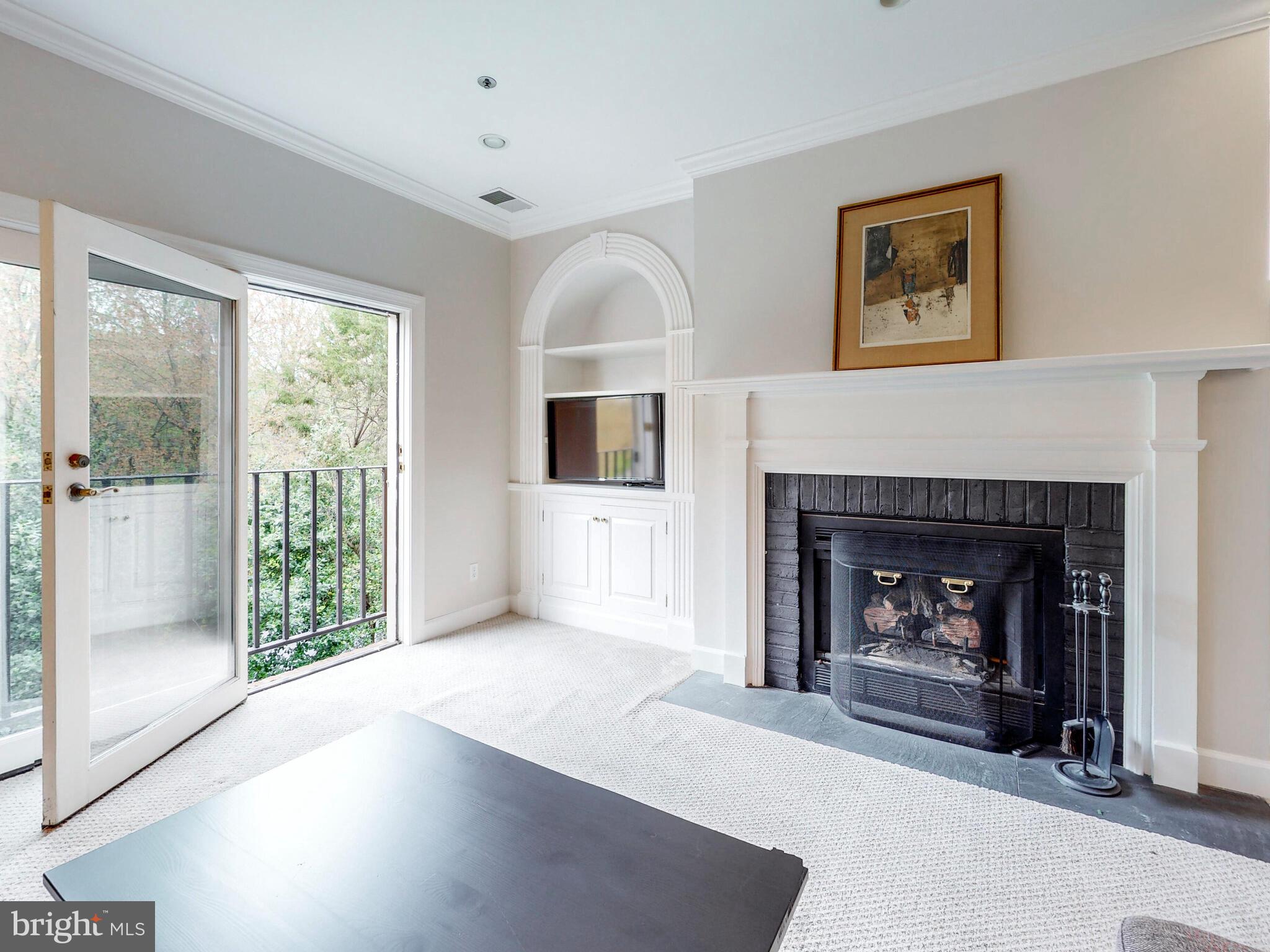 BRIGHTWOOD - Residential