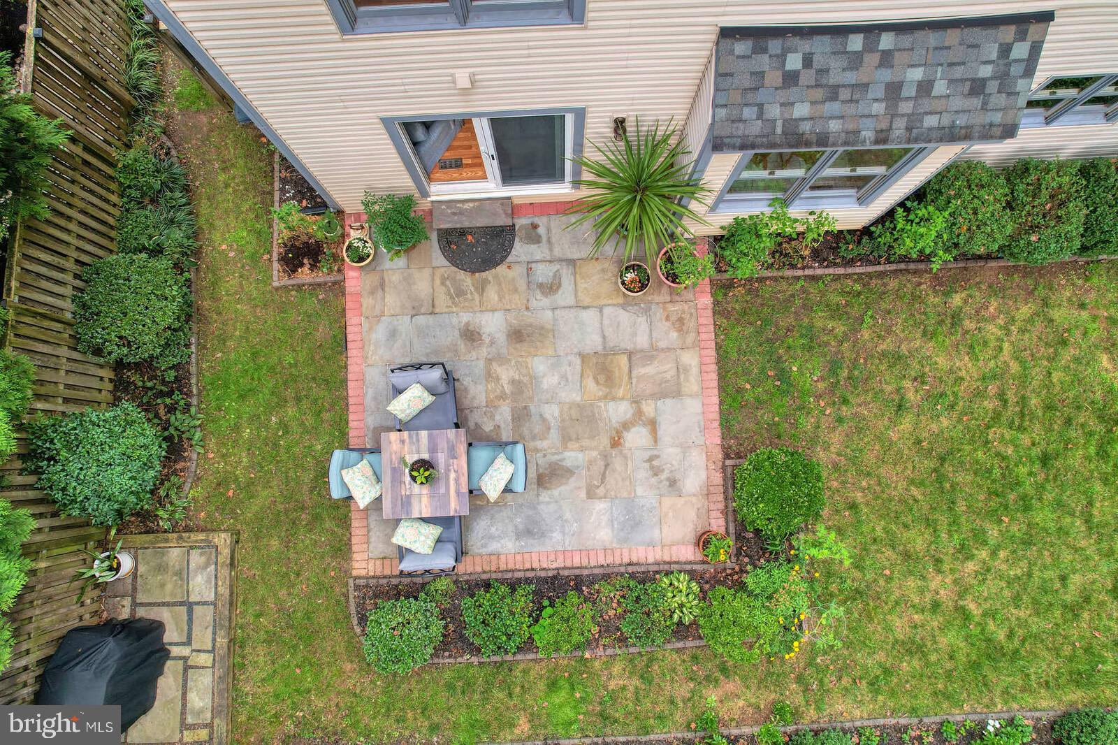 WOODSIDE FOREST - Residential