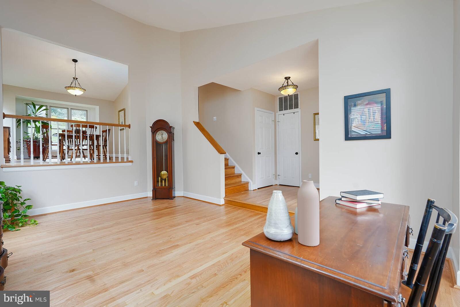 WOODSIDE FOREST - Residential