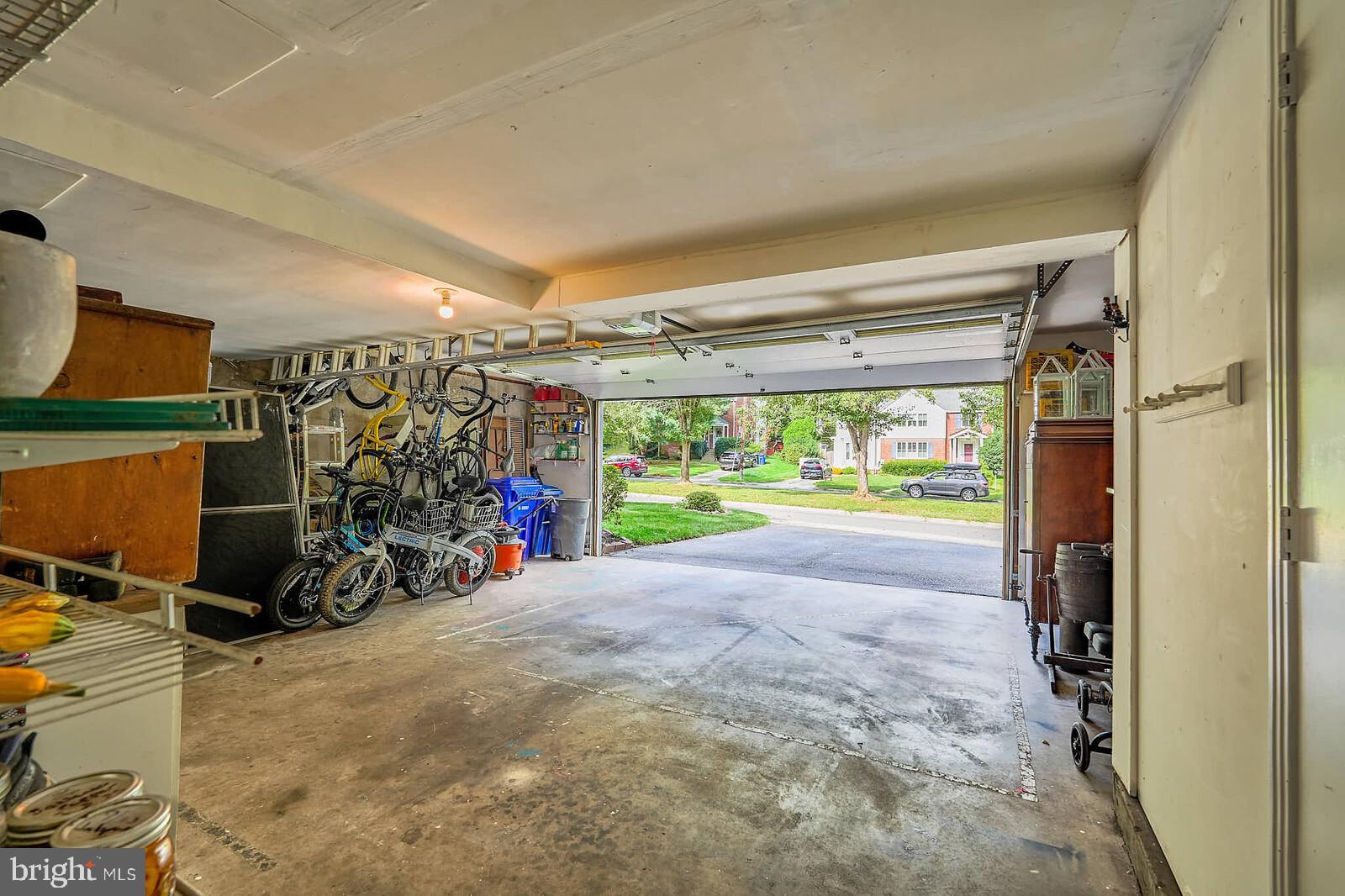 WOODSIDE FOREST - Residential