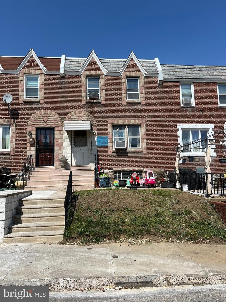 convenient location, close to shopping, schools, transportation and major high ways. Step inside to find a good size living room, dining room with hardwood floor.  Upstairs have three spacious bedrooms and a full bathroom, providing comfortable living space for families. Very good tenant and well taking care of the house.  great for investment or starting home.