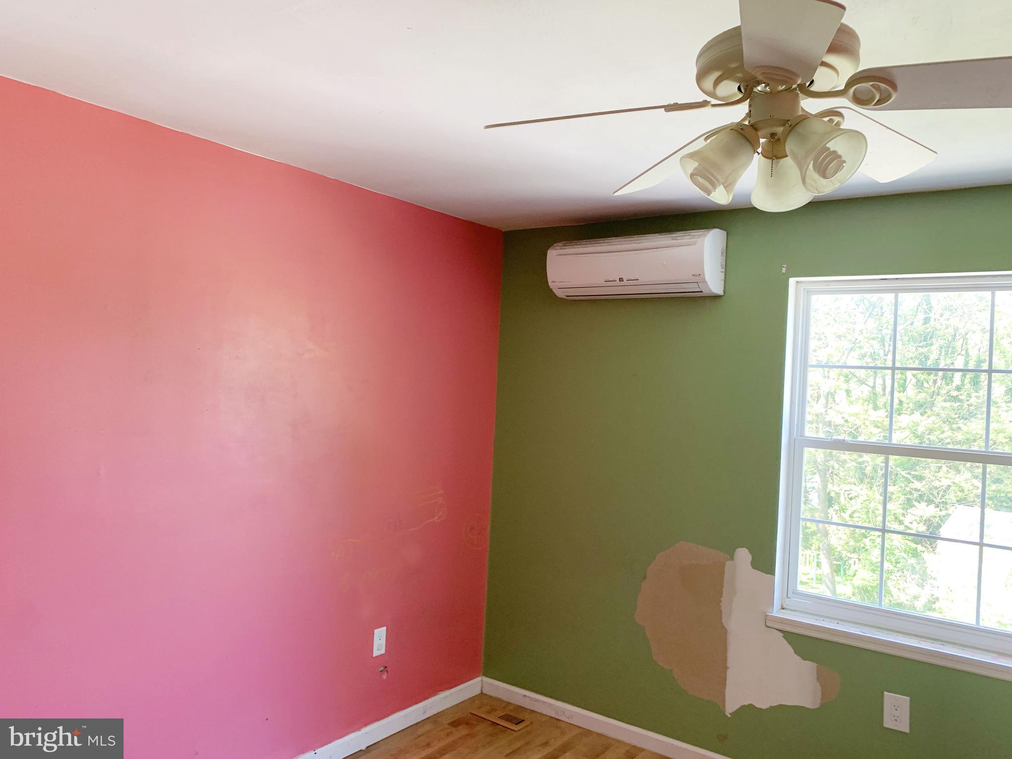 ROLAND TERRACE - Residential